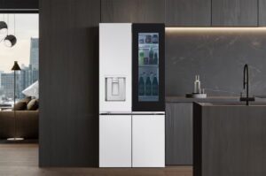 LG 612L French Door Fridge view 8